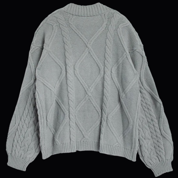 The Tortured Poets Department Gray Cardigan M/L Taylor Swift TTPD RARE - Picture 2 of 8